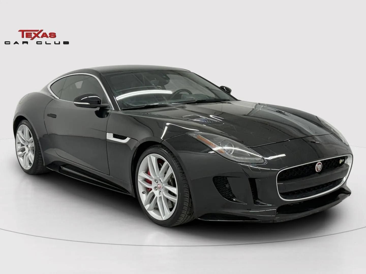 2016 Jaguar F-Type R's photo