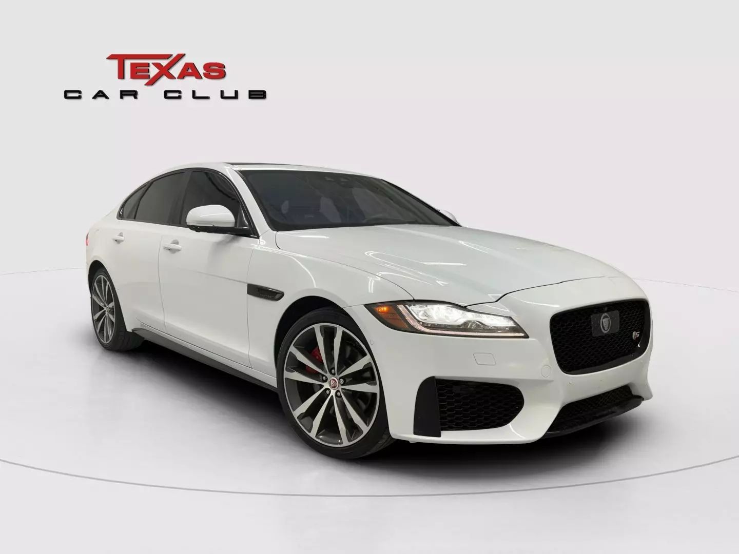 2018 Jaguar XF S's photo