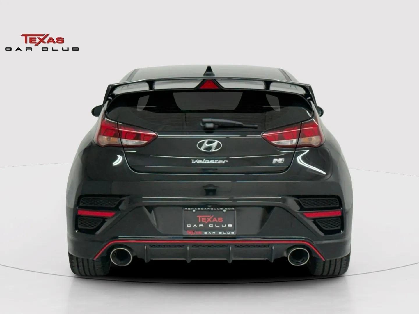 2022 Hyundai Veloster 7