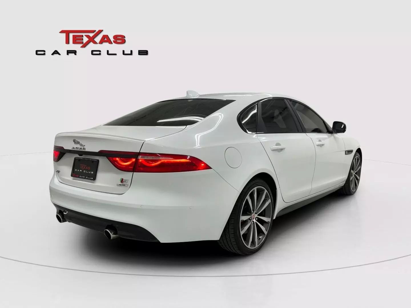 2018 Jaguar XF S - Photo 7