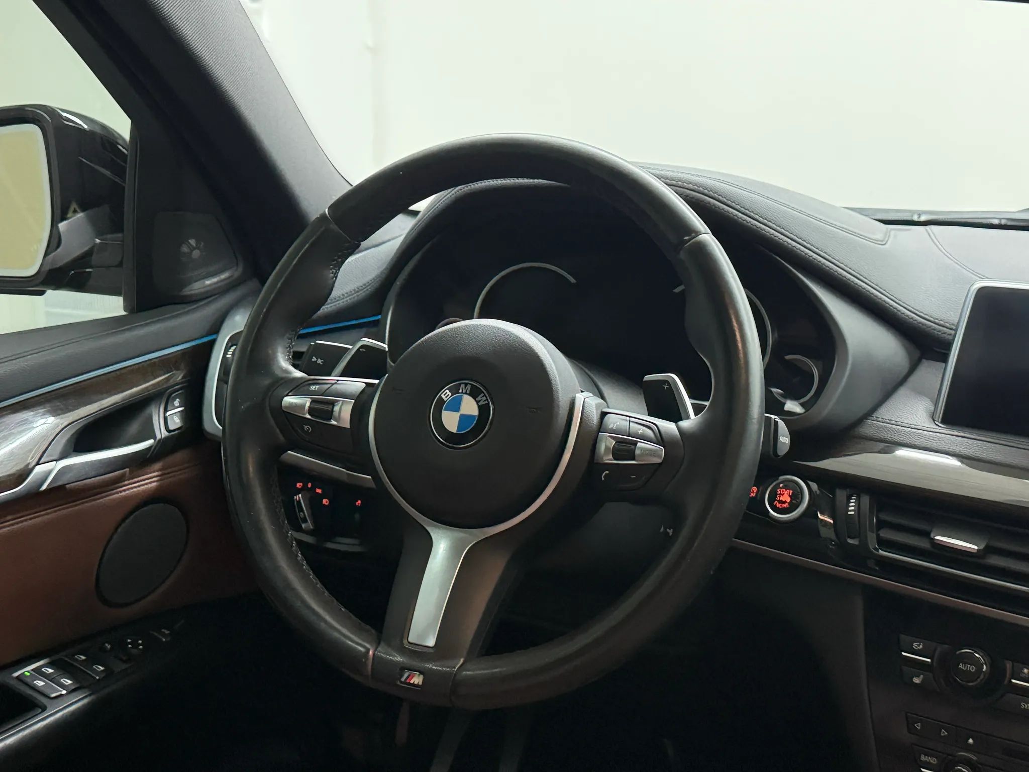 2017 BMW X6 xDrive50i - Photo 26