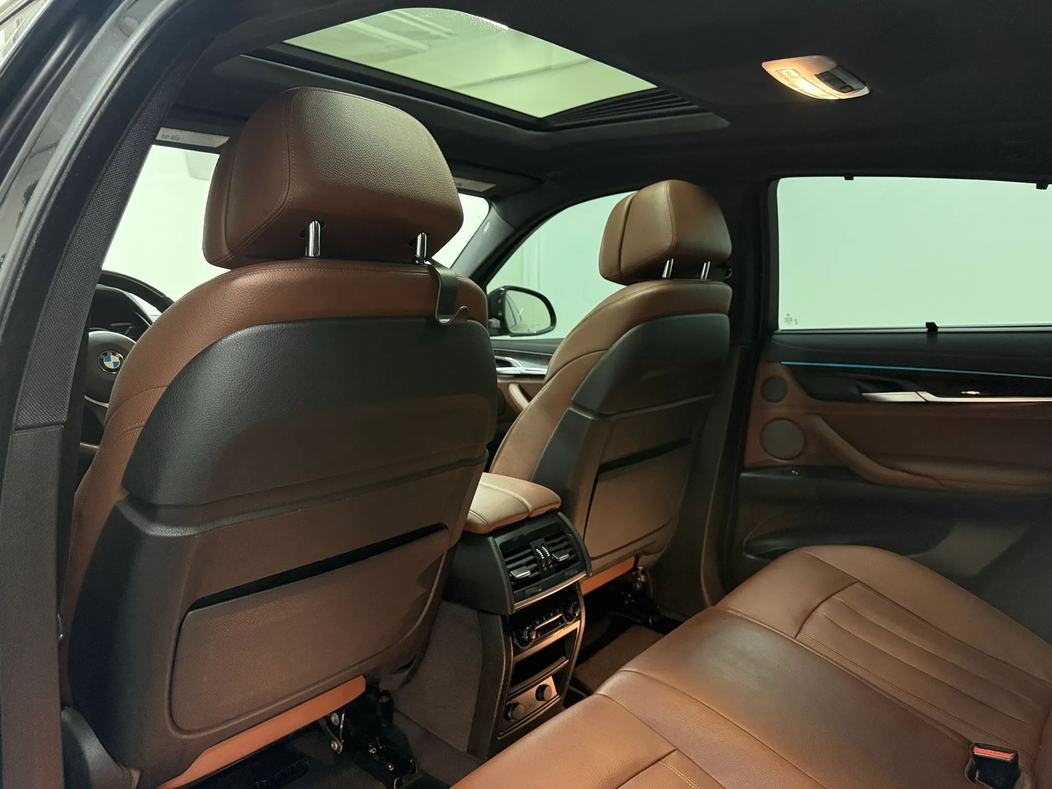 2017 BMW X6 xDrive50i - Photo 18