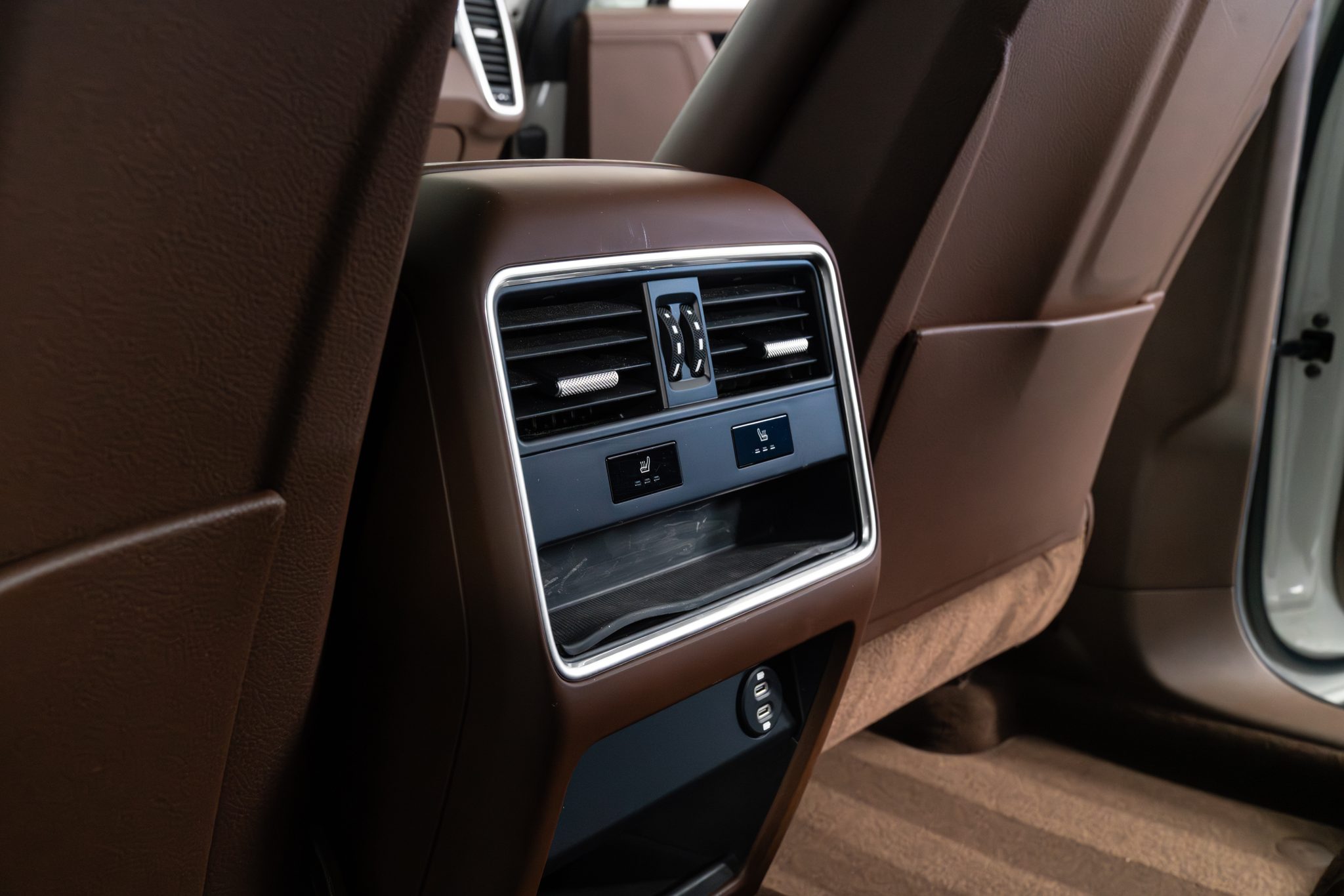 2022 Porsche Cayenne Turbo - Photo 13