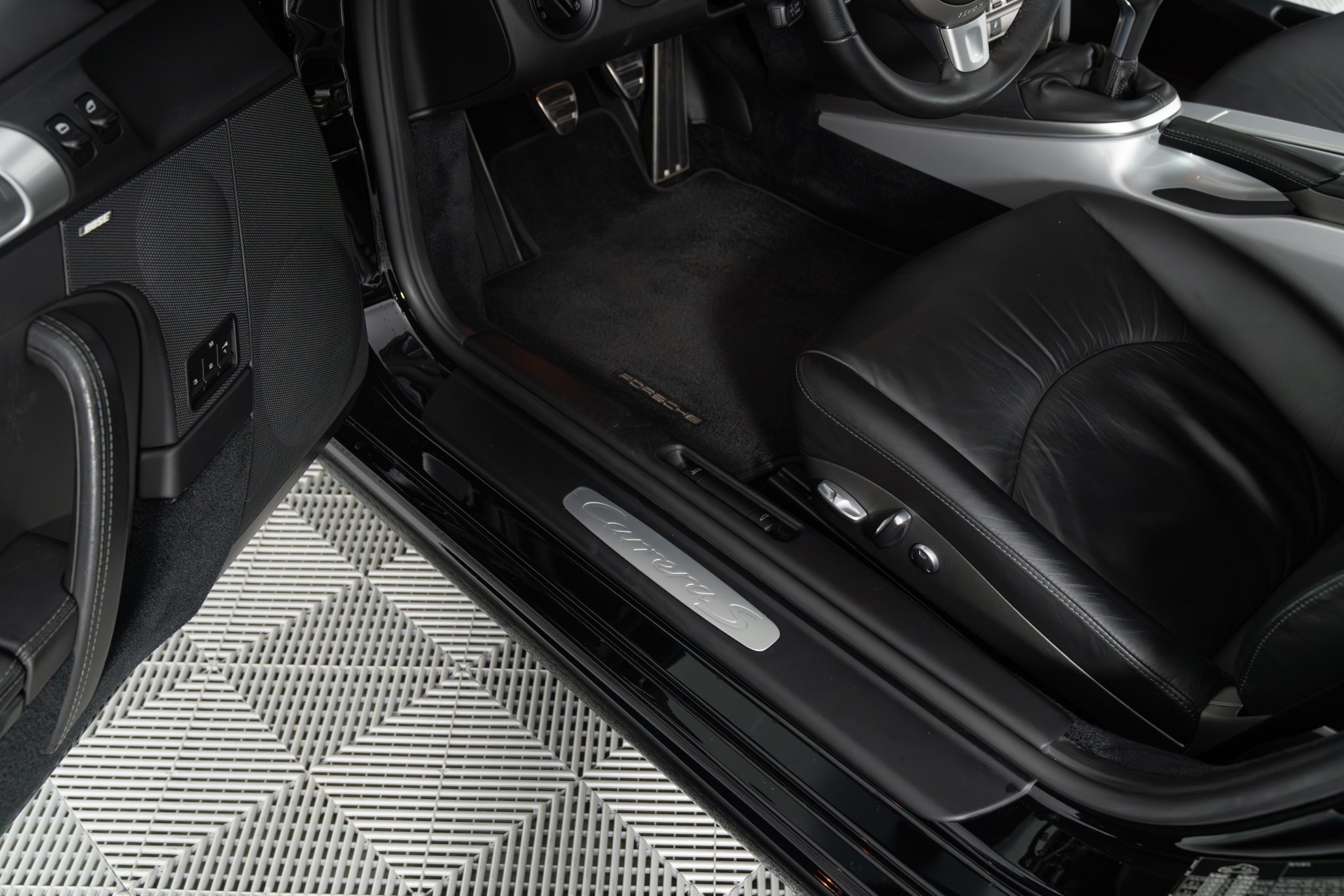 2005 Porsche 911 Carrera S - Photo 29