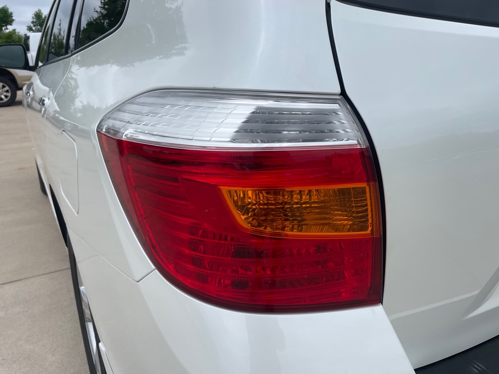 Used 2010 Toyota Highlander Limited V6 White JTEYK3EH1A2104348