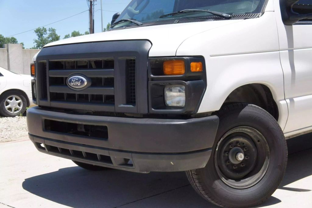 Ford E-250