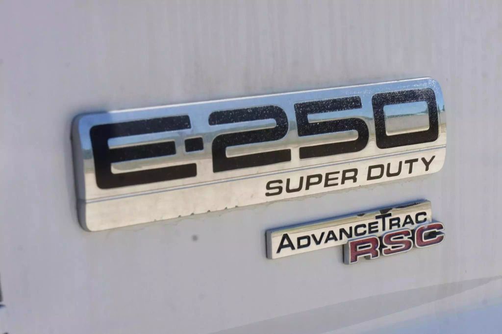 Ford E-250