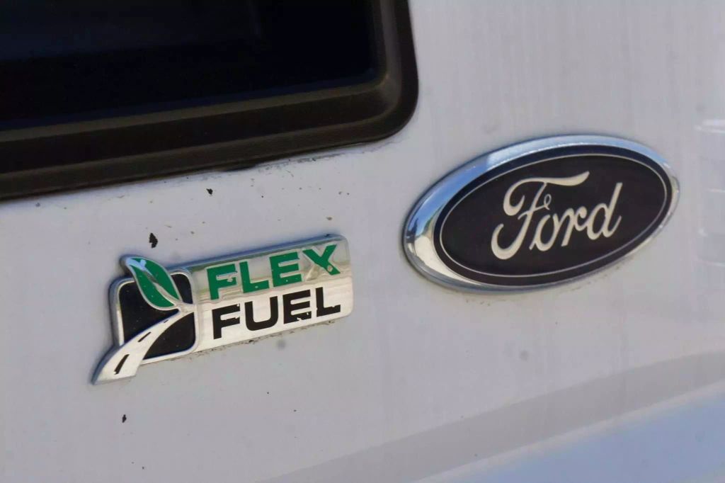 Ford E-250