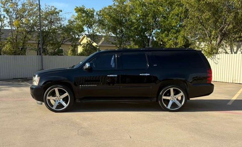 Chevrolet Suburban 1500
