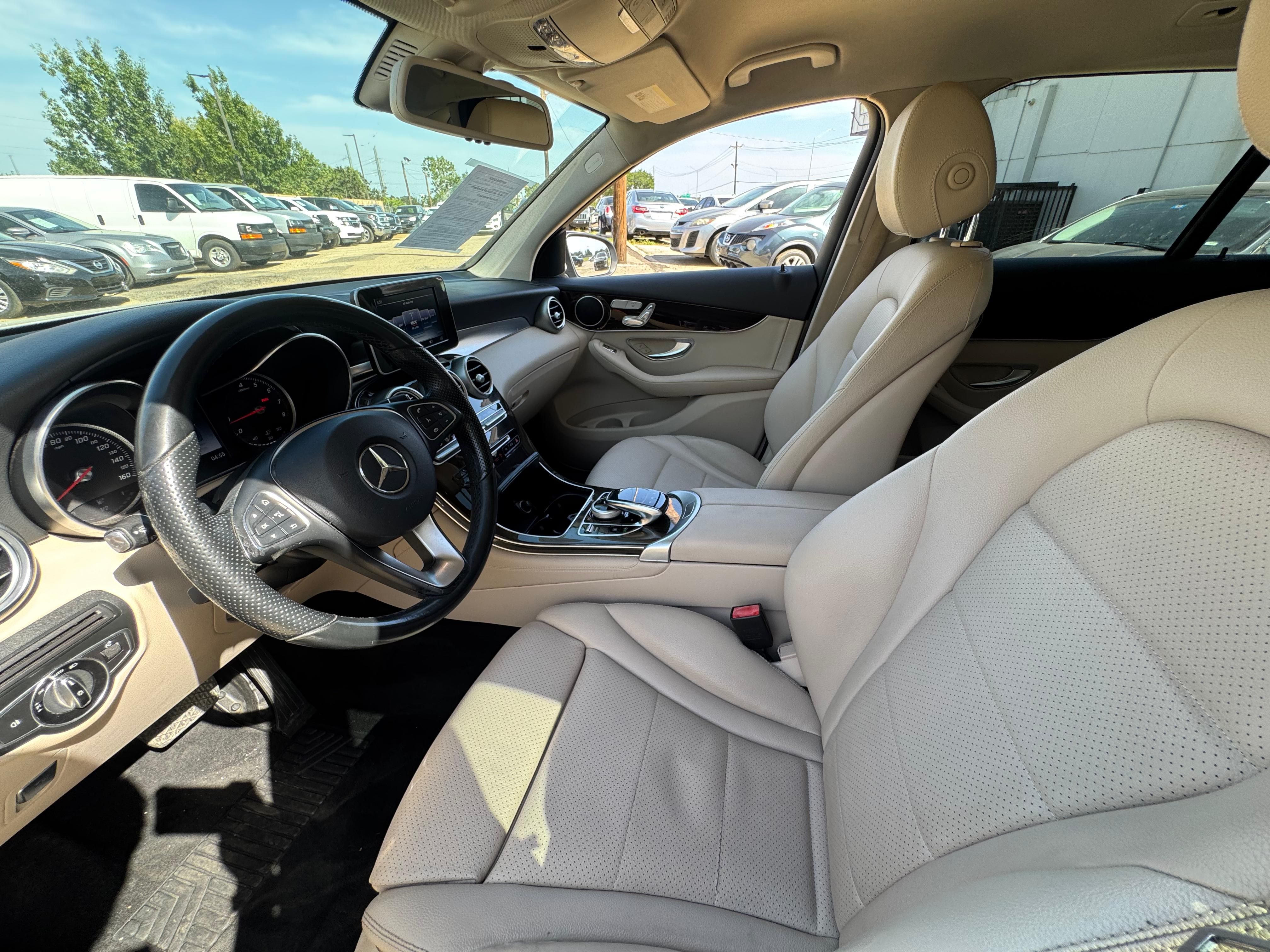 Mercedes-Benz GLC 300