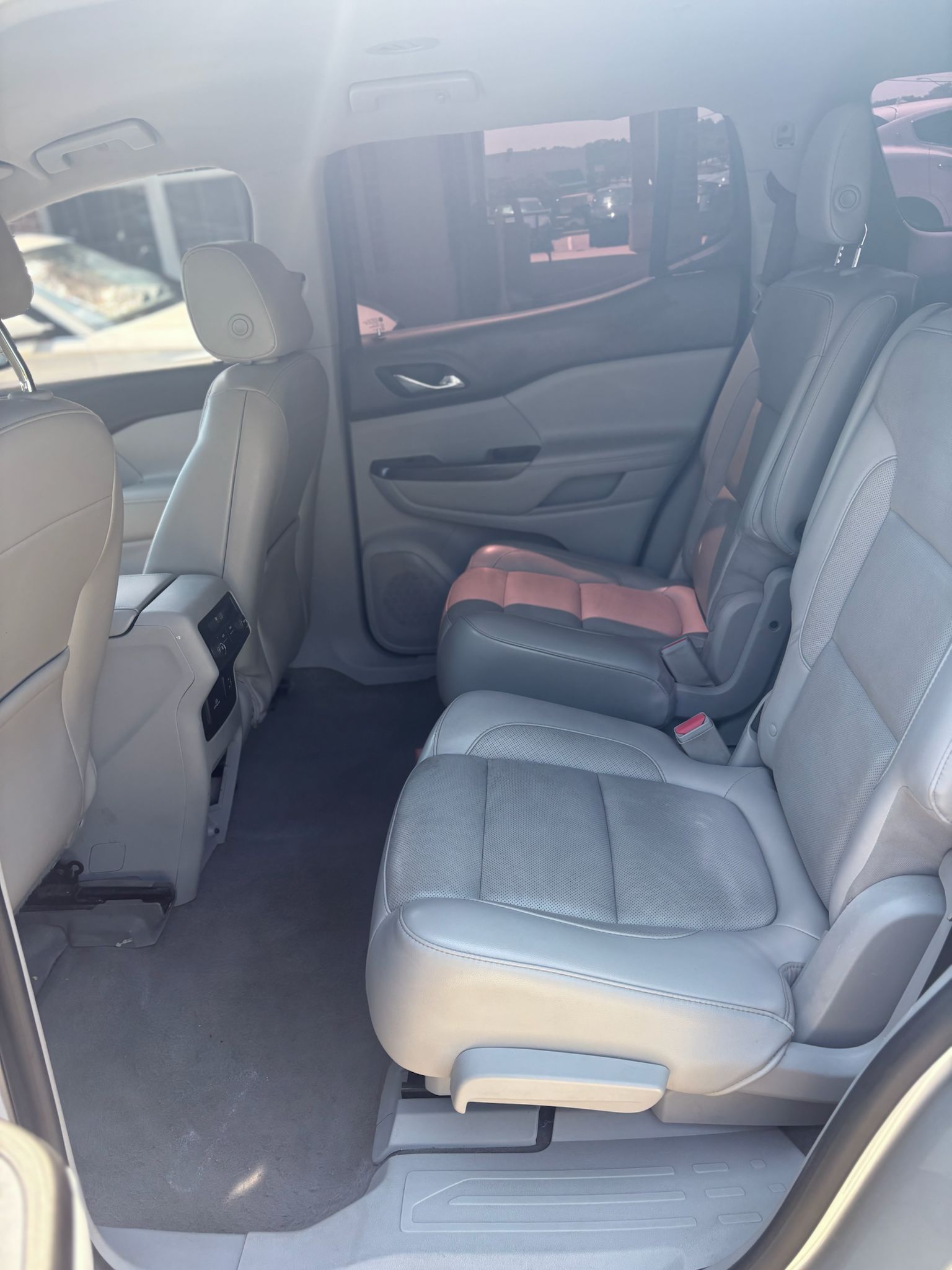 GMC Acadia