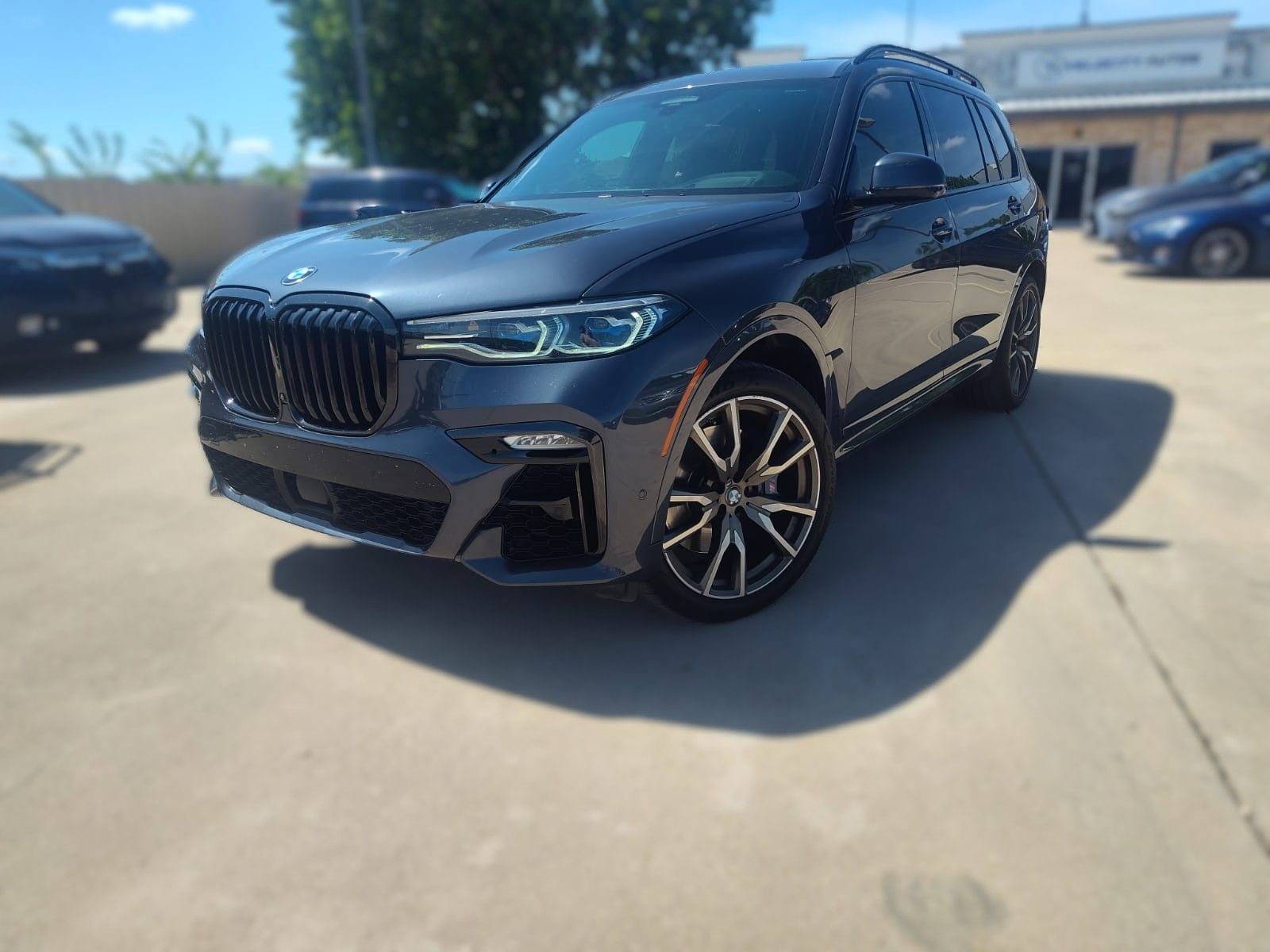 BMW X7