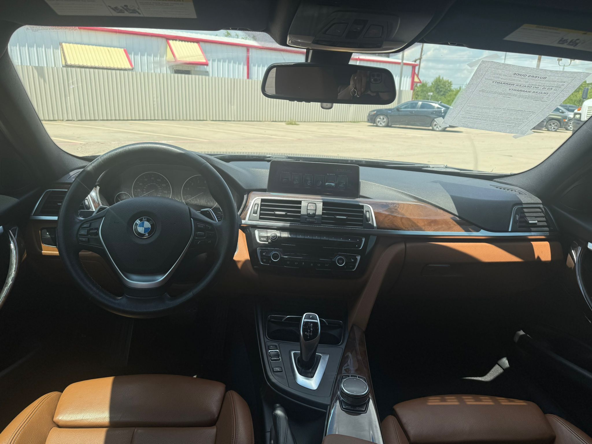 BMW 330i