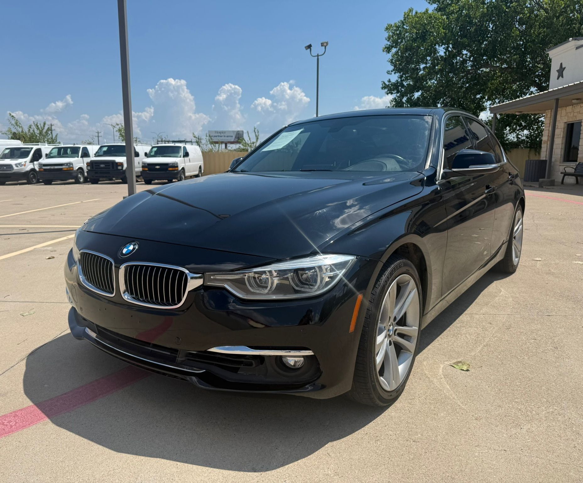 BMW 330i
