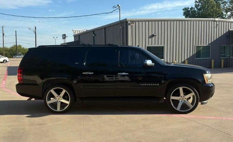 Chevrolet Suburban 1500
